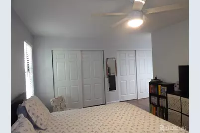 605 Timber  Oaks Road, Edison, NJ 08820 - Photo 19