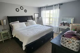1325 Fernwood Ct, New Brunswick, NJ 08901 - Photo 9