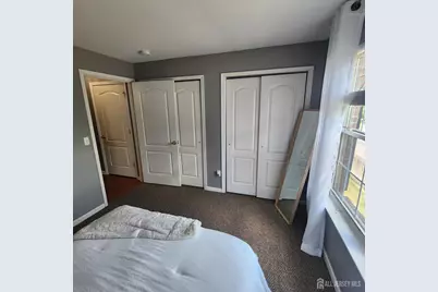 1325 Fernwood Court, New Brunswick, NJ 08901 - Photo 11