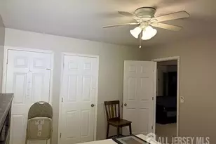 265 College Dr, Edison, NJ 08817 - Photo 9