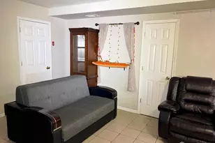 265 College Dr, Edison, NJ 08817 - Photo 3