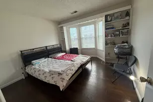207 Darwin Ln, North Brunswick Township, NJ 08902 - Photo 11