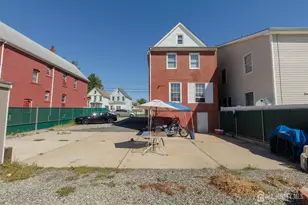 28 Union St, Carteret, NJ 07008 - Photo 5