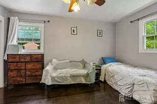 24 Jersey Ave, Edison, NJ 08820 - Photo 15