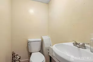 24 Jersey Ave, Edison, NJ 08820 - Photo 27