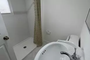 27 Serviss Ave, East Brunswick Township, NJ 08816 - Photo 21