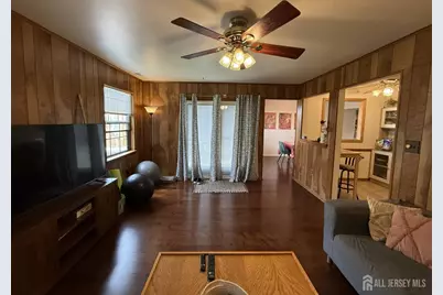 11 Walton Court, East Brunswick Township, NJ 08816 - Photo 9