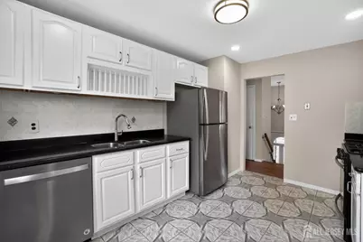 21 Ash Road, Middlesex, NJ 08817 - Photo 11