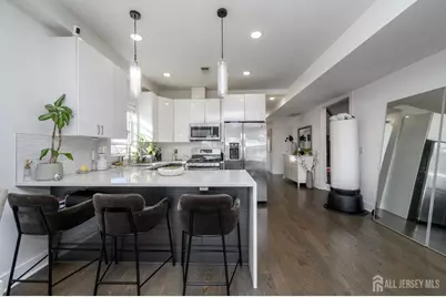 197 Garfield Avenue, Jersey City, NJ 07305 - Photo 33