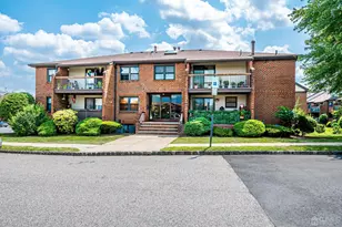 135-C Beverly Hill Terrace, Woodbridge Township, NJ 07095 - Photo 1