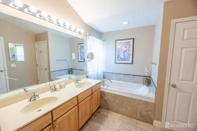 4 Winchester Court, Old Bridge Township, NJ 07747 - Photo 41