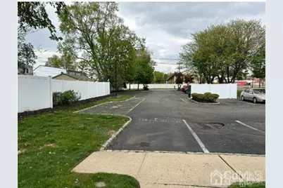 [Address not provided], Iselin, NJ 08830 - Photo 7