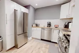 194 College Dr, Edison, NJ 08817 - Photo 3
