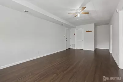288 College Drive, Edison, NJ 08817 - Photo 7