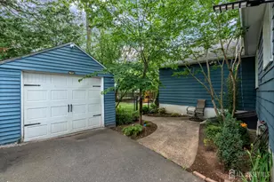 958 Leland Ave, Plainfield, NJ 07062 - Photo 3