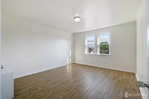 360 Alpine St, Perth Amboy, NJ 08861 - Photo 7