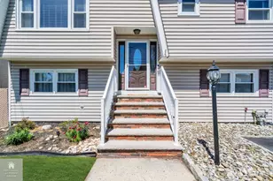 18 Cathrine St, Sewaren, NJ 07077 - Photo 5