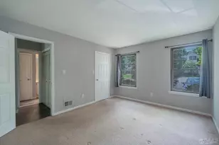 1612 Woodbridge Commons Way, Iselin, NJ 08830 - Photo 9