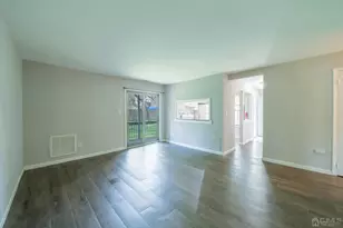 1612 Woodbridge Commons Way, Iselin, NJ 08830 - Photo 7