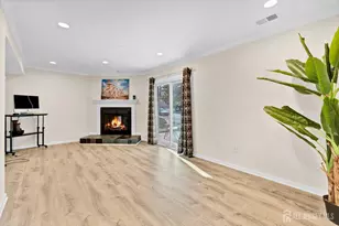 3906 Victoria Ct, Edison, NJ 08817 - Photo 19