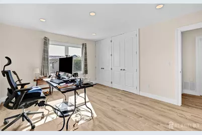 3906 Victoria Court, Edison, NJ 08817 - Photo 43