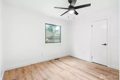 7 Firethorn Court, East Brunswick Township, NJ 08816 - Photo 19