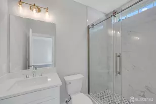 21 King St, Edison, NJ 08820 - Photo 25