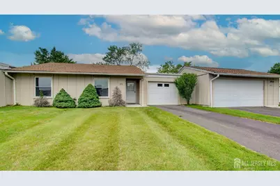 27 Larch Plaza #B, Monroe Township, NJ 08831 - Photo 1