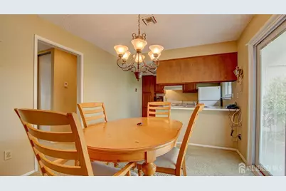 27 Larch Plaza, Monroe Township, NJ 08831 - Photo 9