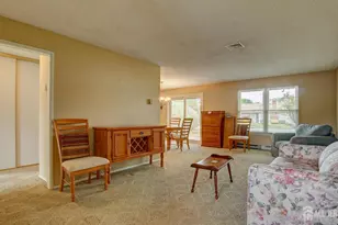 27 Larch Plaza, Monroe Township, NJ 08831 - Photo 3