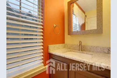 31 Edinburgh Court, Edison, NJ 08820 - Photo 11