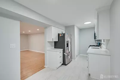 1213 N Oaks Boulevard N, North Brunswick Township, NJ 08902 - Photo 5