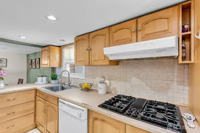 13 Hensler Lane, Sayreville, NJ 08872 - Photo 23