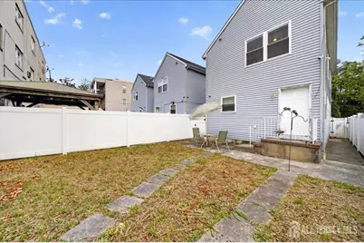 112 Commerce Street, Perth Amboy, NJ 08861 - Photo 29