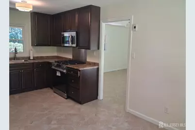 6 Flower Road, Franklin Township, NJ 08873 - Photo 5