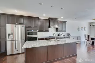 14 Hyacinth Ln, Monroe Township, NJ 08831 - Photo 9