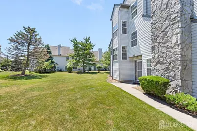 385 Draco Road, Piscataway Township, NJ 08854 - Photo 3