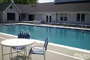 255 W Wycoff Way W, East Brunswick Township, NJ 08816 - Photo 19