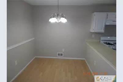 255 W Wycoff Way W, East Brunswick Township, NJ 08816 - Photo 7