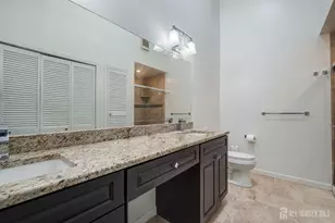 36 Lynn Ct, North Brunswick Township, NJ 08902 - Photo 11