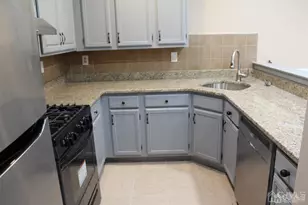 240 Hidden Woods Ct, Piscataway Township, NJ 08854 - Photo 3