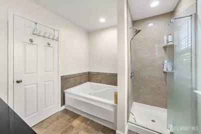 41 Tall Oaks Court, Old Bridge Township, NJ 08857 - Photo 37