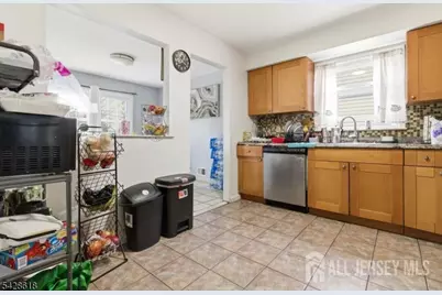 1129 E Henry Street, Linden, NJ 07036 - Photo 27