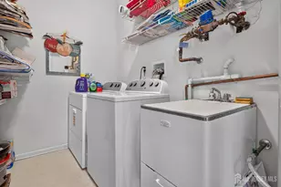 1 Umberland Pl, Monroe Township, NJ 08831 - Photo 25
