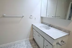 60 Lear Ct, East Brunswick Township, NJ 08816 - Photo 7