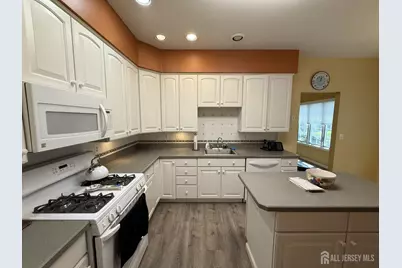 21 Westminster Drive, Monroe Township, NJ 08831 - Photo 5