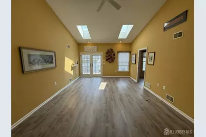 21 Westminster Drive, Monroe Township, NJ 08831 - Photo 3