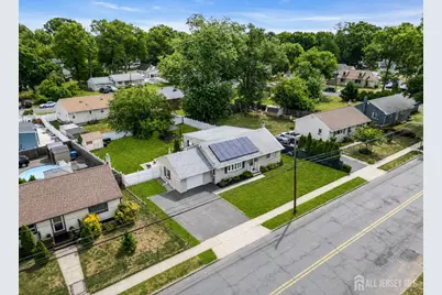 421 Rock Avenue, Piscataway Township, NJ 08854 - Photo 29