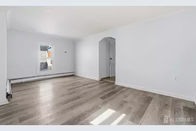 158 Gordon Street, Perth Amboy, NJ 08861 - Photo 3