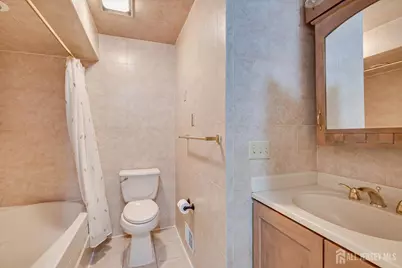 8 Parkside Drive, North Brunswick Township, NJ 08902 - Photo 35